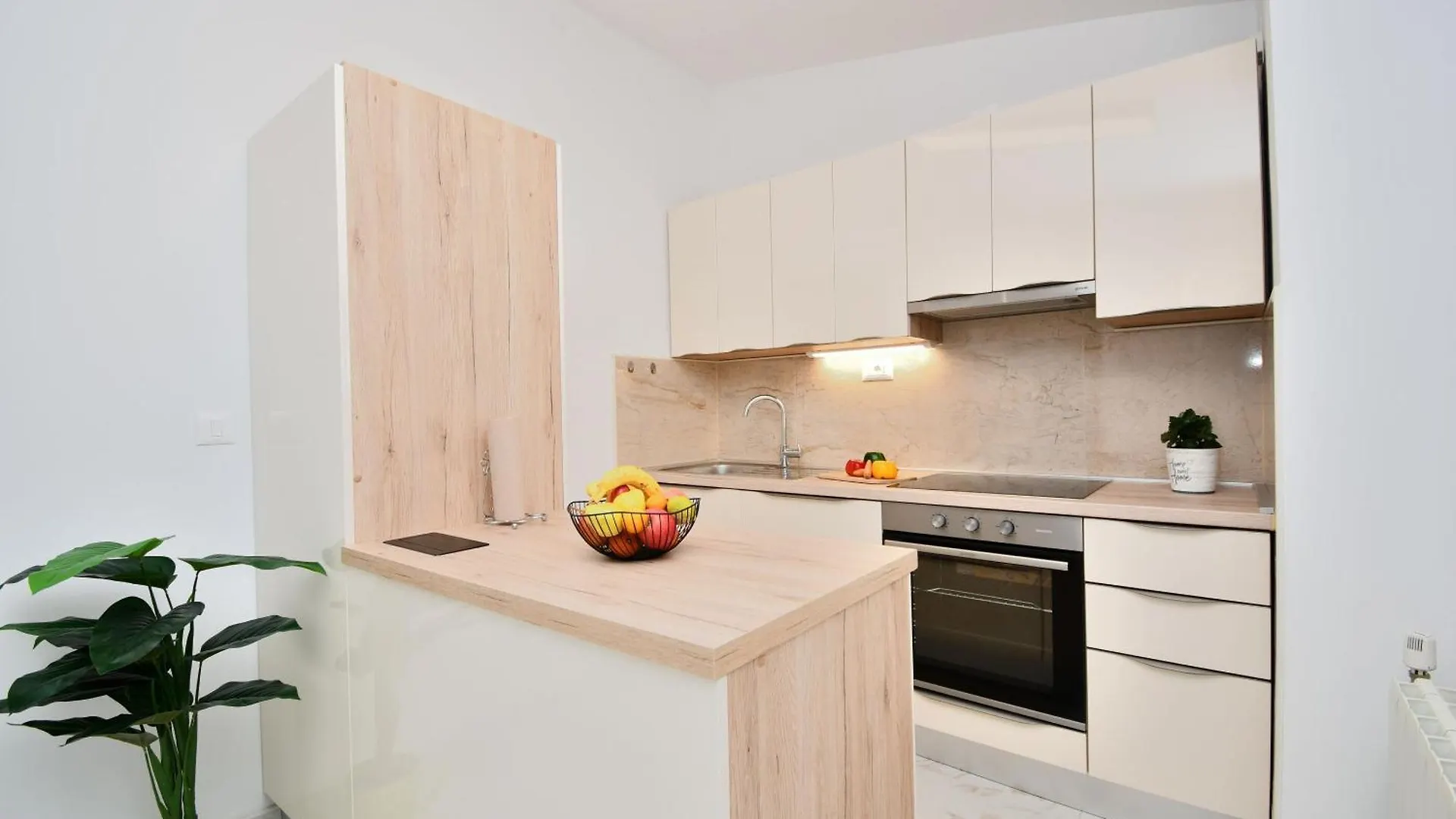 Apartments Ester 푼타나